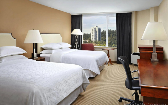 Sheraton Vancouver Guildford Hotel