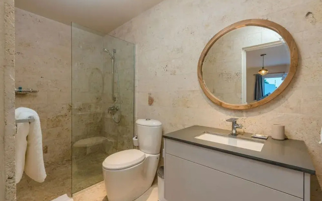 New Mediterranean Villa 5bed 5bath Across-marriott