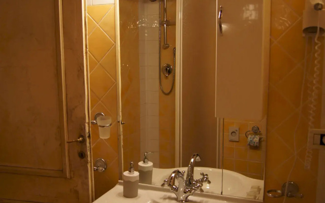 La Tosca rooms