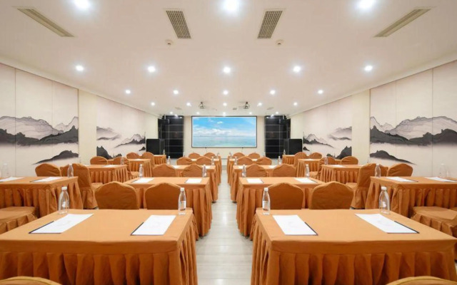 Moonlight Impression Hotel (Meishan Dushi Lixiang)