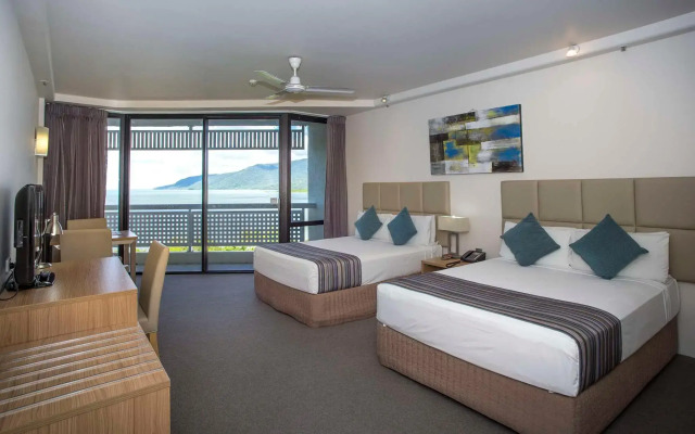 Rydges Esplanade Resort Cairns