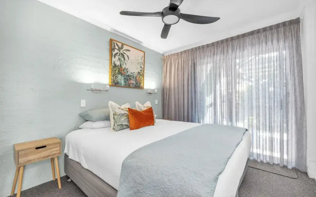 The Palms Apartments