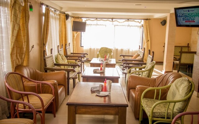 Gray's Oak Hotel