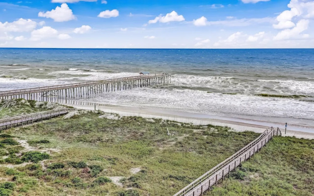 Ocean and Amelia Island View Condo with Oceanside Pool Access by RedAwning