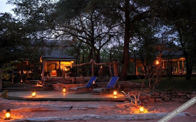 Rhino Safari Camp