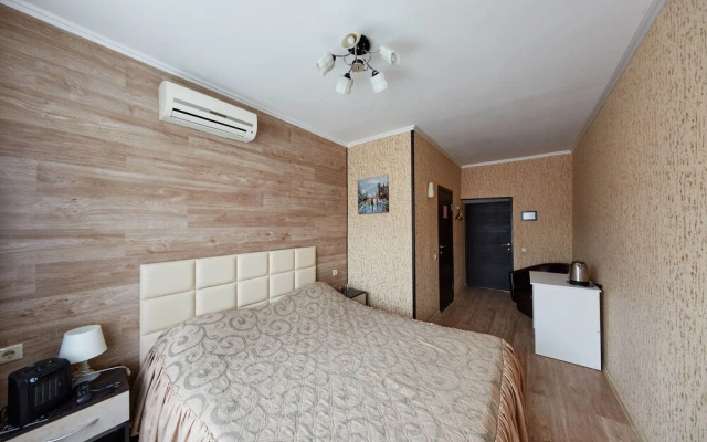 R.Hotel na Kasimovskoy 