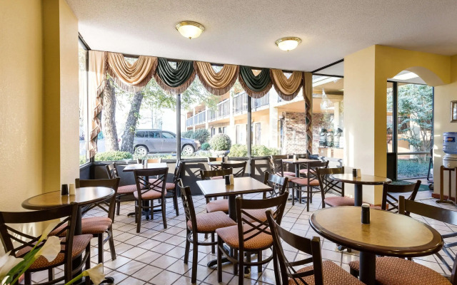 Quality Inn Blytheville I-55