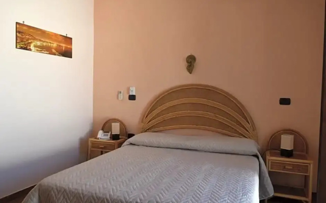 Bed  Breakfast Pinetamare