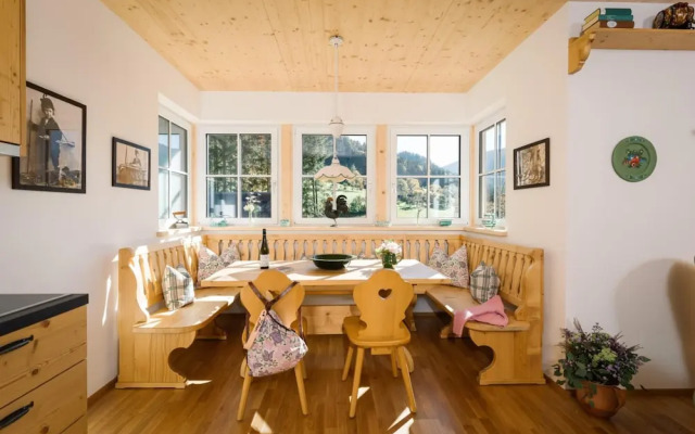 Exclusive Apartment With Sauna & Mountain Panorama