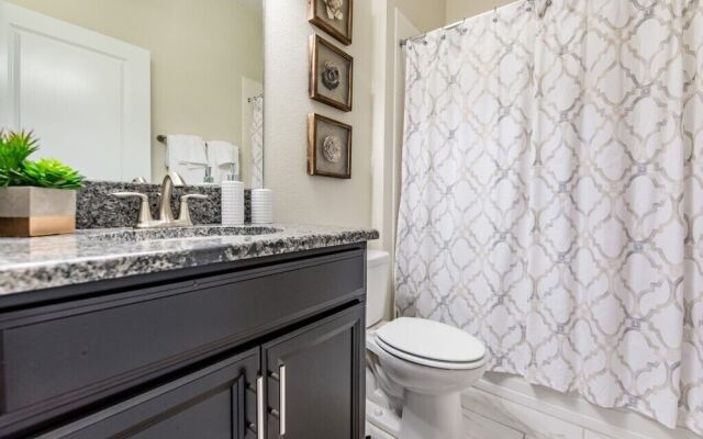 5 Bedroom Resort Villa with Game Room & Pool