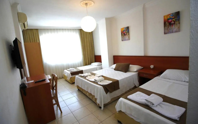 Bonapart Hotel