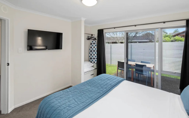 Aveda Motor Lodge – Guest Rooms – Pukekohe