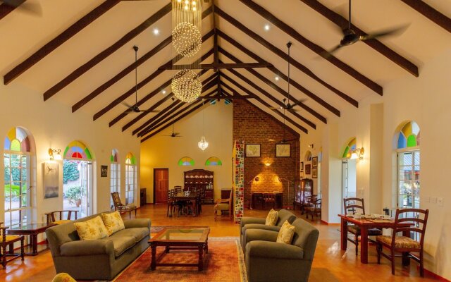 The Courtney Lodge