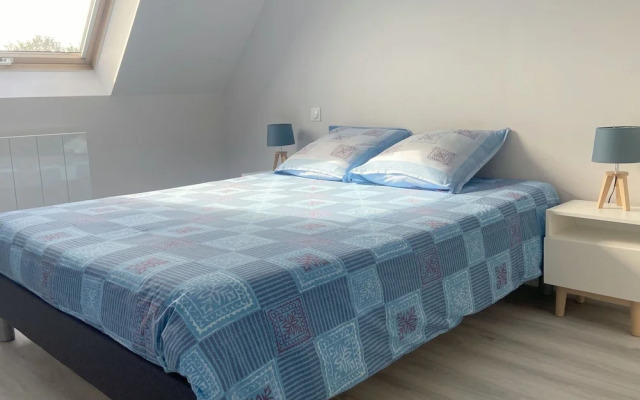 Holiday Home in Plouarzel Near Sandy Beaches