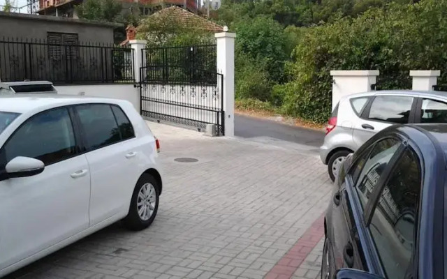 Apartments Krstičević