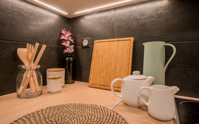 Kyveli Luxury Suites