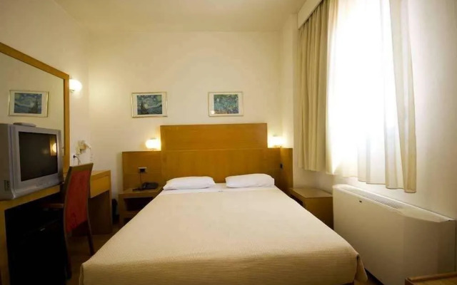Diana Hotel