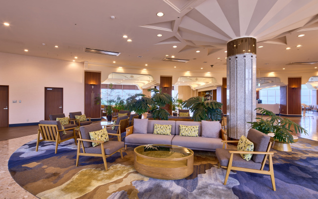 ANA Crowne Plaza Resort Okinawa Uruma Hills by IHG – Lobby – Uruma