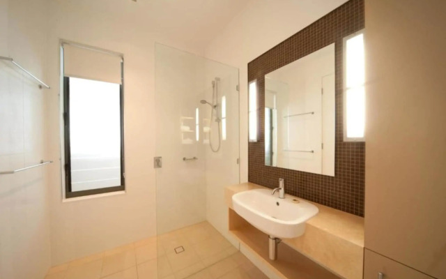 The Boathouse Apartments