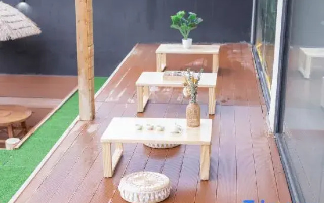 Xinduqiao Pusu Boutique Hotel