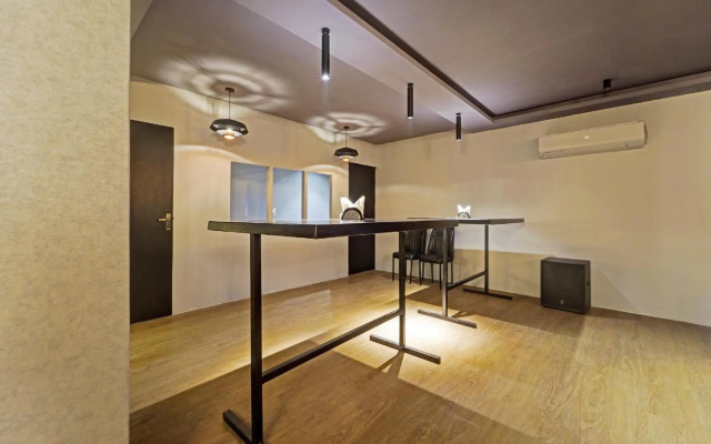 OYO Townhouse 1090 Fantasea Hotels