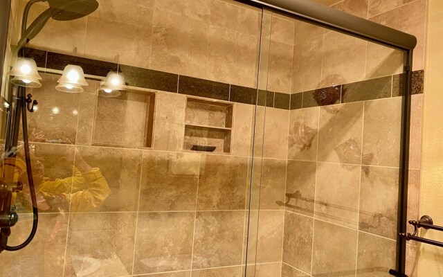 Waters Edge 101 Ocean Front