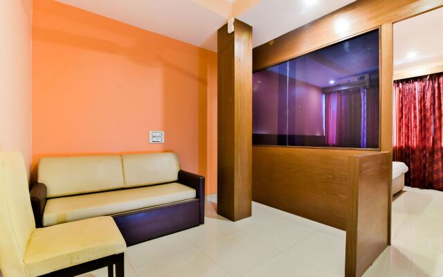 OYO 15944 Hotel Three Seas