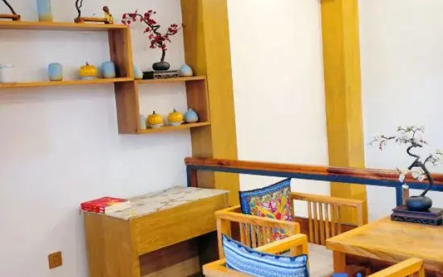 New Bund Fiorist＇s Inn