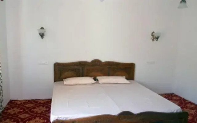 Hotel Royale Jannat