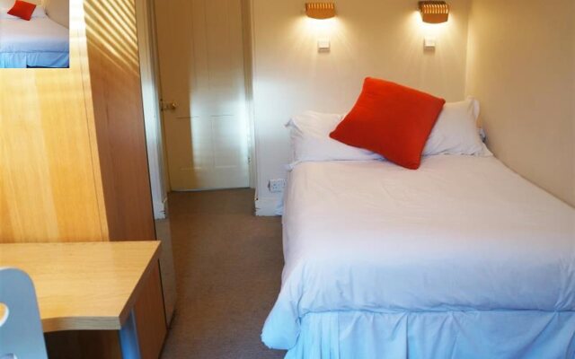 At-Home Bed & Breakfast Ealing