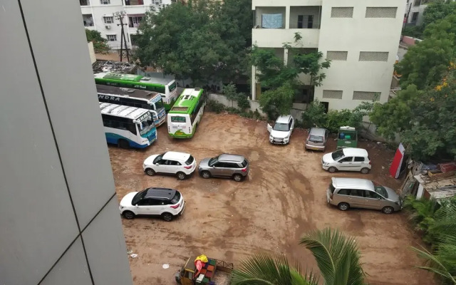 Hotel Grand Seasons