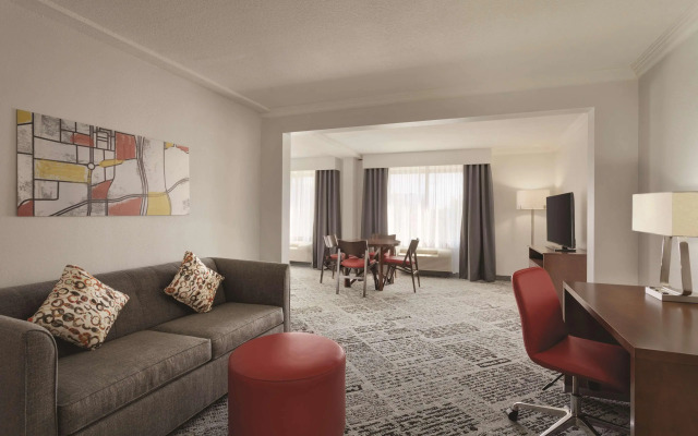 Pace Hotel Addison