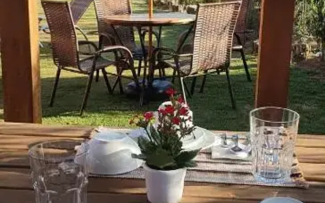 Ellementares Guest House