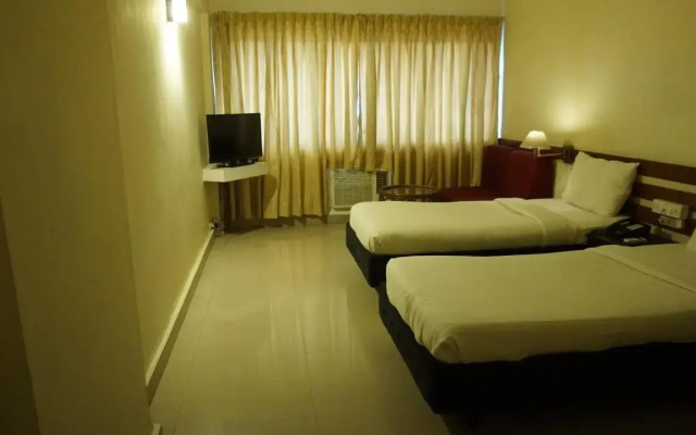 Hotel Poonja International