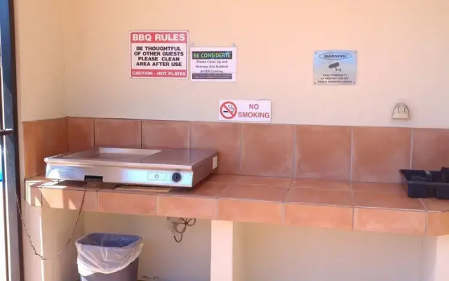 Chevron Palms Holiday Apartments by Gold Coast Premium