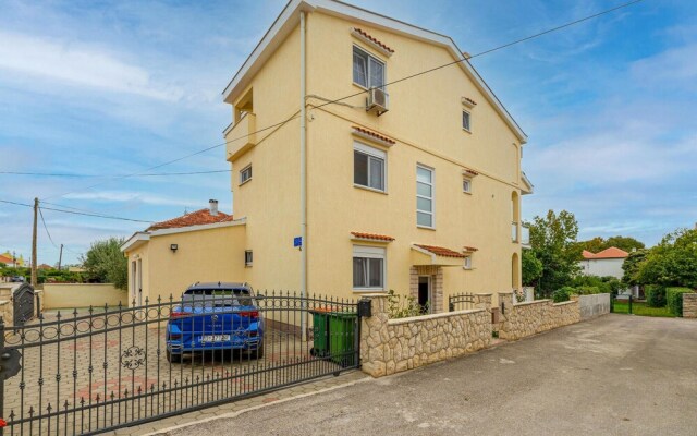 Amazing Apartment in Zadar With Wifi and 2 Bedrooms