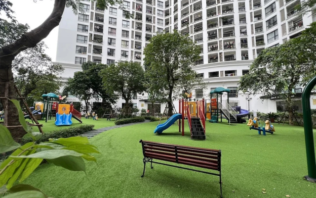 Vinhomes Royal City by Emily in Town