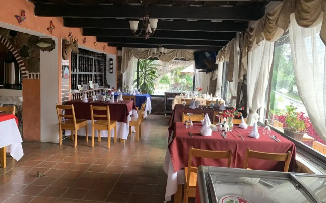 Hotel Bahia Atitlan
