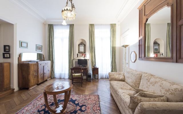 Antique Charm by Arc de Triomphe