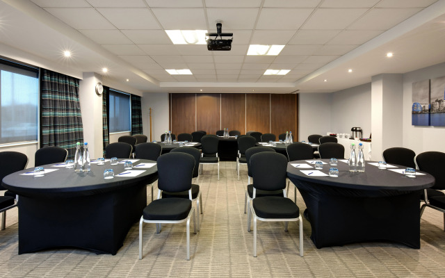 Holiday Inn Express London Heathrow T5 by IHG