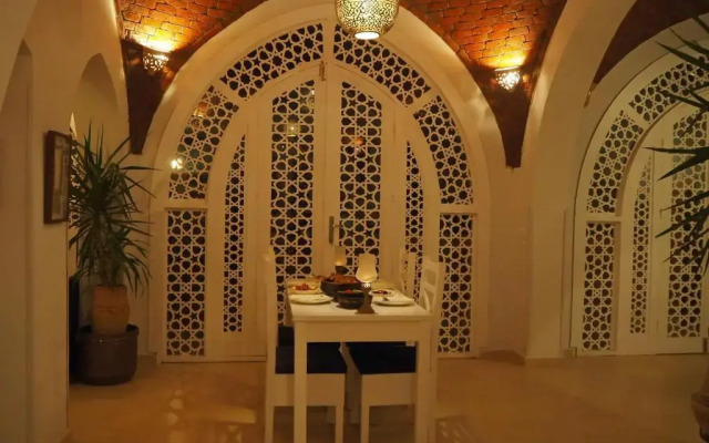Malkata House