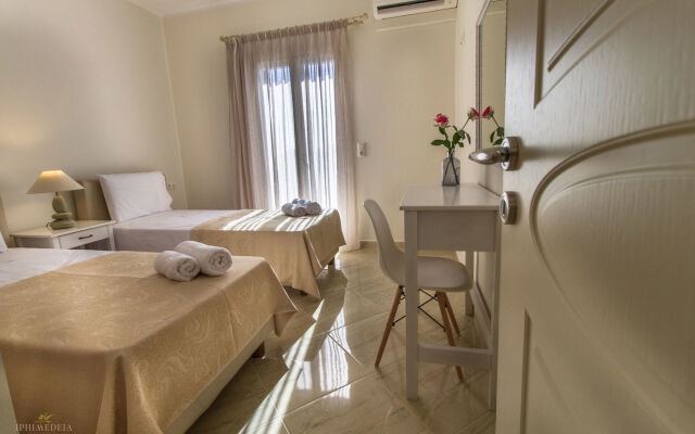 Iphimedeia Apartments & Suites