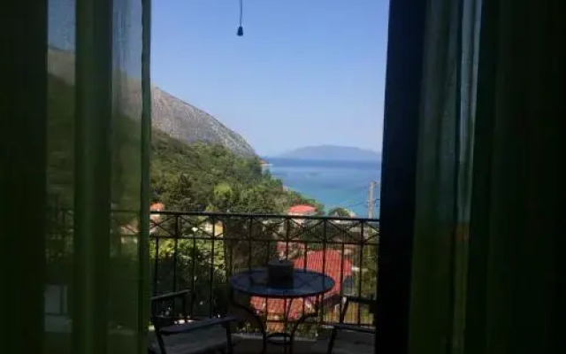 Giannatos Studios- Isabella