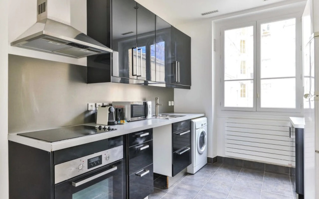 2bdr / 4P Apartment Montmartre/moulin Rouge