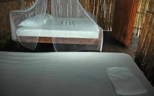 San Blas Private Beach Cabin
