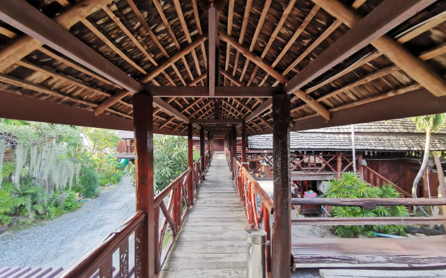 Baan Lanna Resort