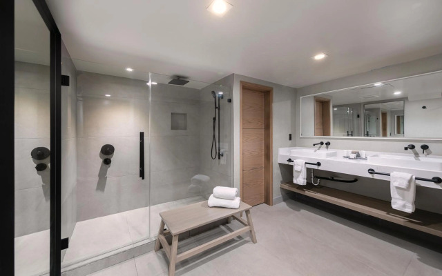 La Jolla Cove Suites