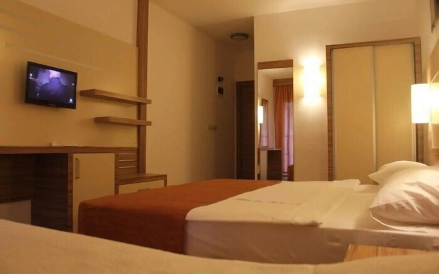 Serhan Hotel