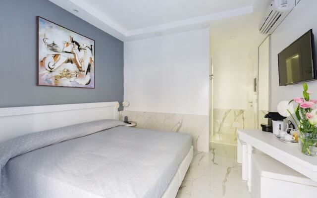 Little Aurelius Hotel