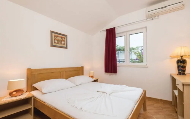 Beautiful Home in Trpanj With Wifi and 1 Bedrooms